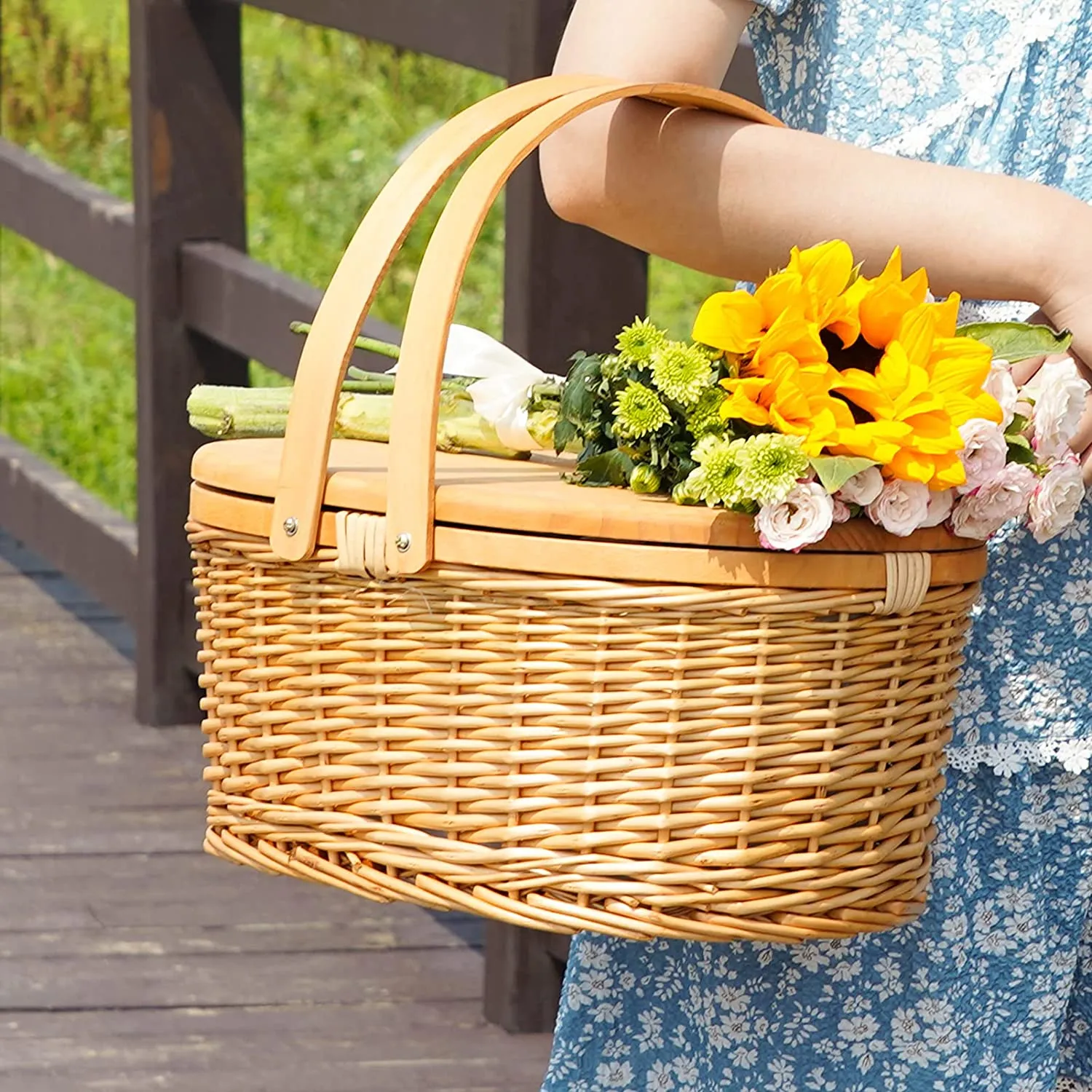 Picnic Basket Cooler with Portable Picnic Wine Table & Swing Handles